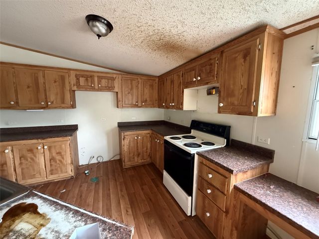 2528 County Road 531, Burleson, TX 76028
