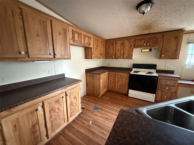 2528 County Road 531, Burleson, TX 76028