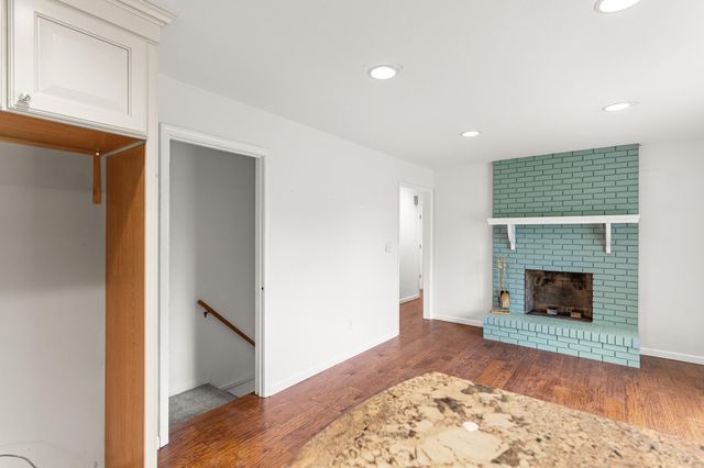 301 MUMFORD DR, Columbia, MO 65203