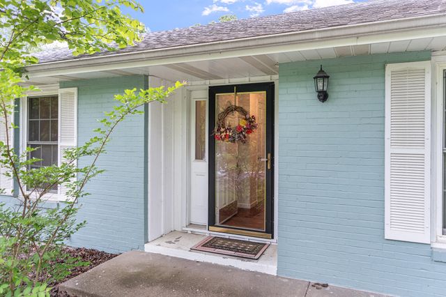 301 MUMFORD DR, Columbia, MO 65203