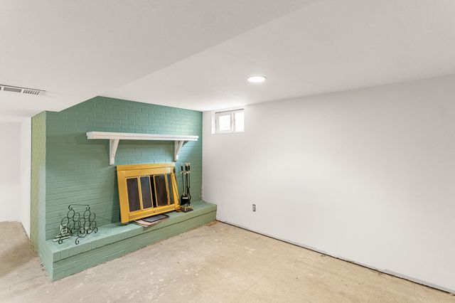 301 MUMFORD DR, Columbia, MO 65203