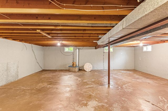301 MUMFORD DR, Columbia, MO 65203