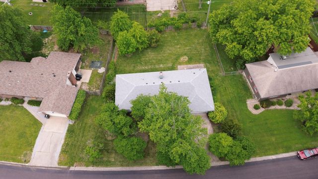 301 MUMFORD DR, Columbia, MO 65203