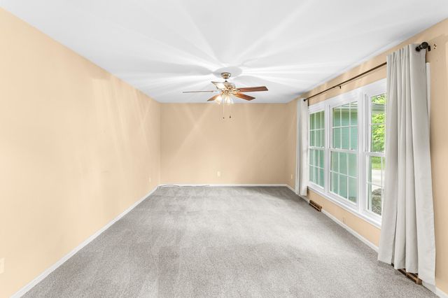301 MUMFORD DR, Columbia, MO 65203