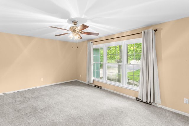 301 MUMFORD DR, Columbia, MO 65203