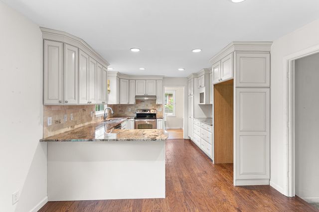 301 MUMFORD DR, Columbia, MO 65203