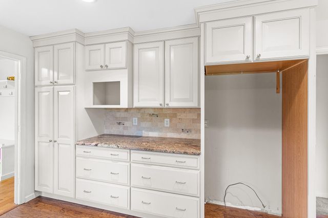 301 MUMFORD DR, Columbia, MO 65203