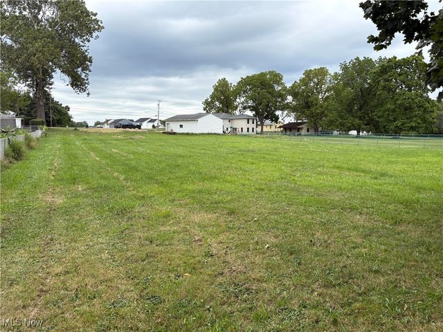 38751 Sugar Ridge Road, North Ridgeville, OH 44039