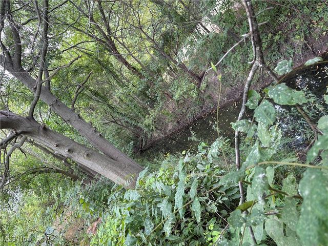 38751 Sugar Ridge Road, North Ridgeville, OH 44039