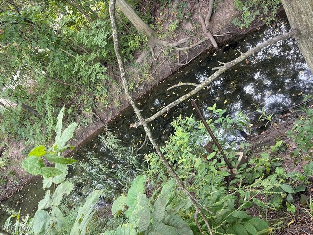 38751 Sugar Ridge Road, North Ridgeville, OH 44039