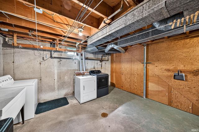 2121 Homewood Avenue, Mishawaka, IN 46544