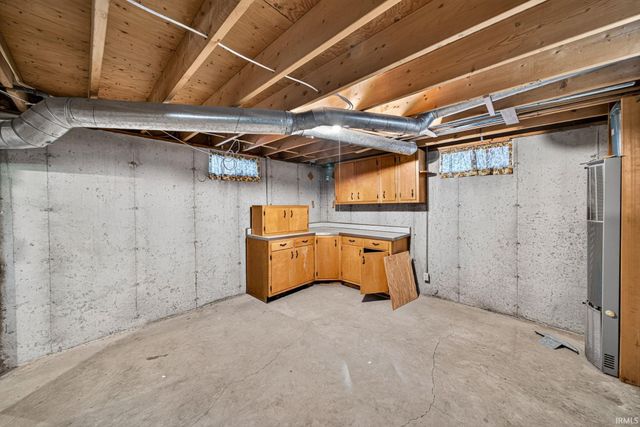 2121 Homewood Avenue, Mishawaka, IN 46544