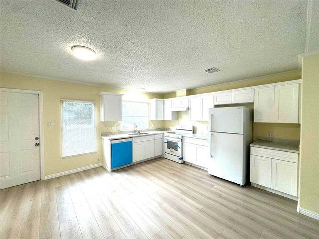 11730 Greenglen Drive, Houston, TX 77044