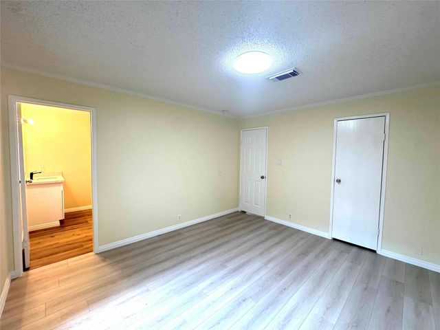 11730 Greenglen Drive, Houston, TX 77044