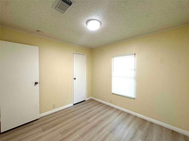 11730 Greenglen Drive, Houston, TX 77044