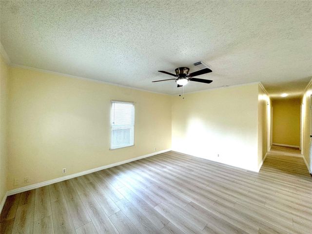 11730 Greenglen Drive, Houston, TX 77044