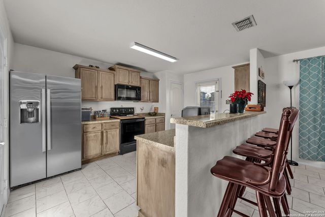 6807 Treselle Ln, San Antonio, TX 78252