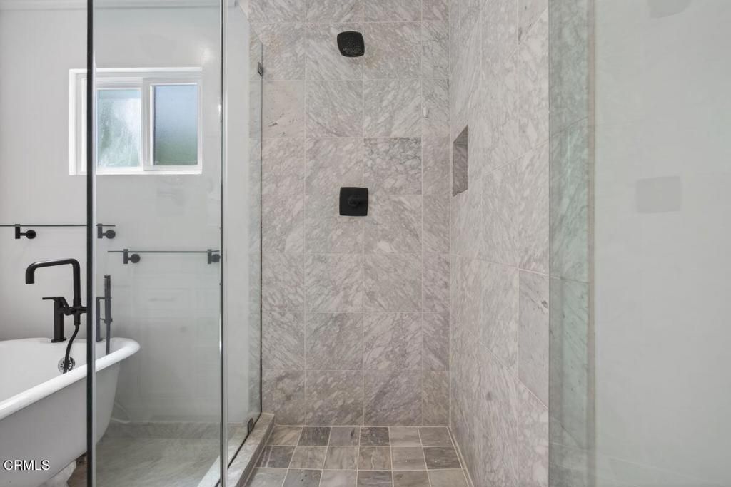 Image 27 of property listing at 3737 Paloma Drive, Ventura, CA 93003