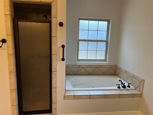 503 Woodland Park DR, Marble Falls, TX 78654