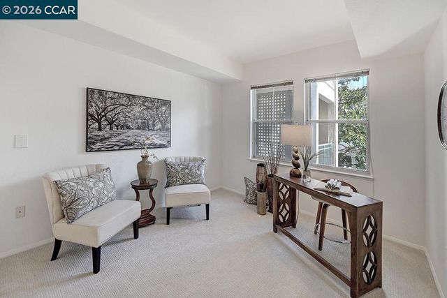 1860 1860 Tice Creek 1241, Walnut Creek, CA 94595