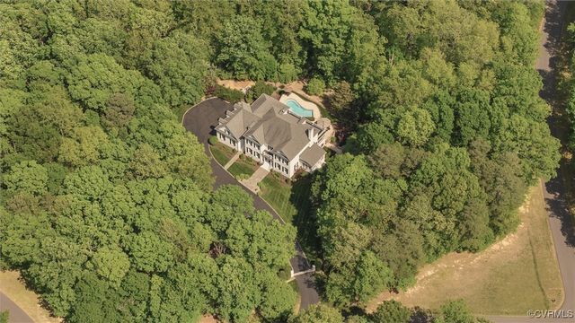 714 Big Woods Pl, Manakin Sabot, VA 23103