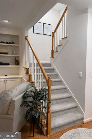 1160 Brookhaven Glen NE, Atlanta, GA 30319