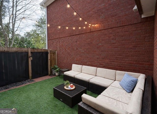 1160 Brookhaven Glen NE, Atlanta, GA 30319