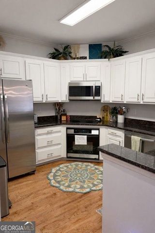 1160 Brookhaven Glen NE, Atlanta, GA 30319