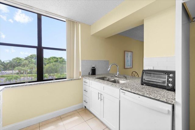 2255 Lindell Boulevard 4401, Delray Beach, FL 33444