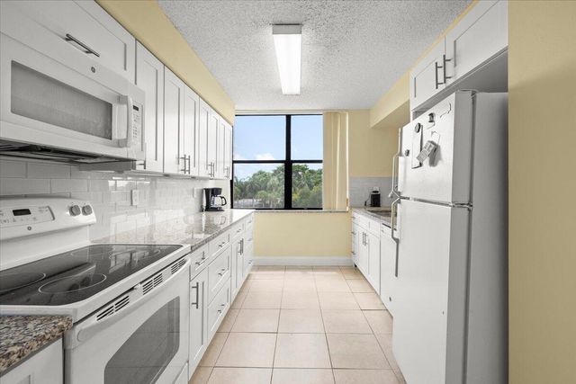 2255 Lindell Boulevard 4401, Delray Beach, FL 33444