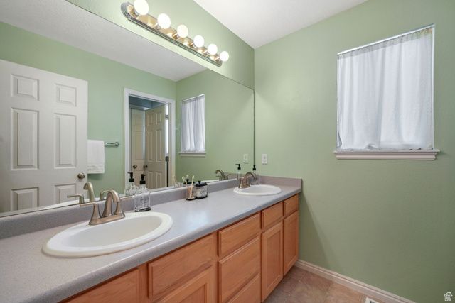 4684 W 9980 N, Cedar Hills, UT 84062