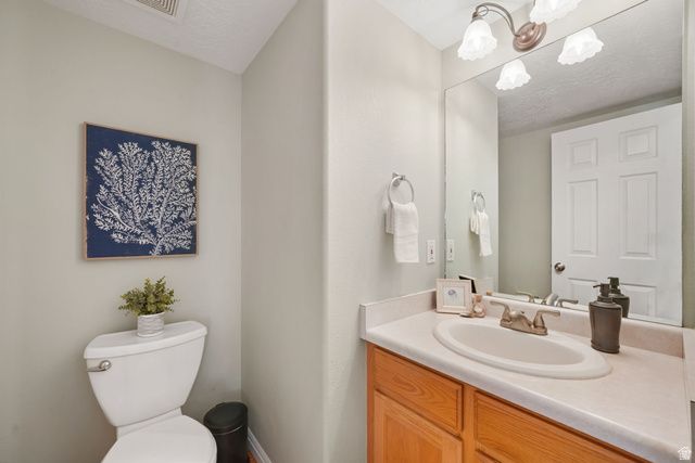 4684 W 9980 N, Cedar Hills, UT 84062