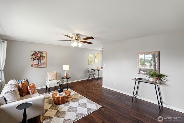 3226 Halverson Avenue, Bremerton, WA 98310
