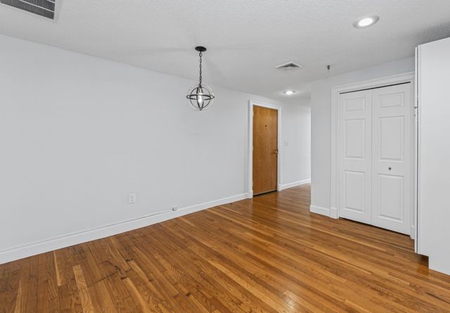 219 Central St 3A, Lowell, MA 01852