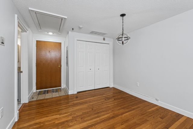 219 Central St 3A, Lowell, MA 01852