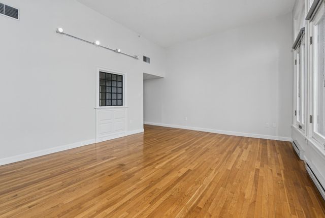 219 Central St 3A, Lowell, MA 01852