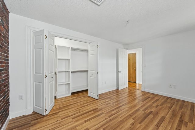 219 Central St 3A, Lowell, MA 01852