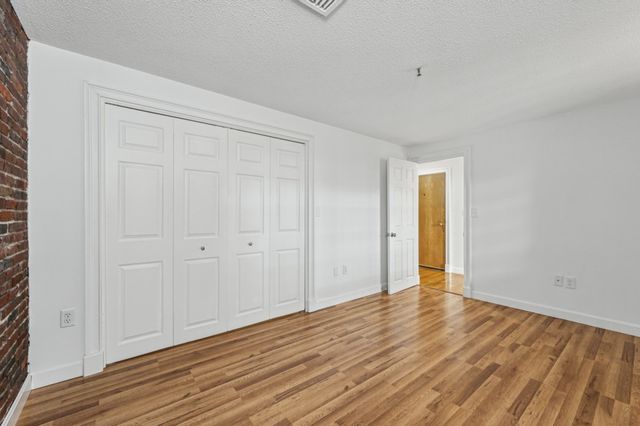 219 Central St 3A, Lowell, MA 01852