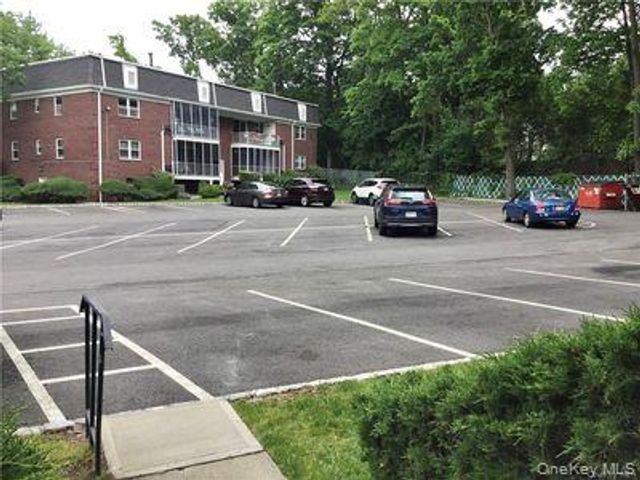 52 Bon Aire Circle D3, Suffern, NY 10901