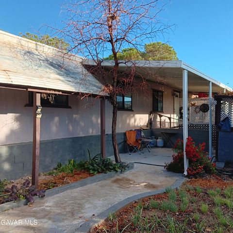 10364 15th St East, Mojave, CA 93501