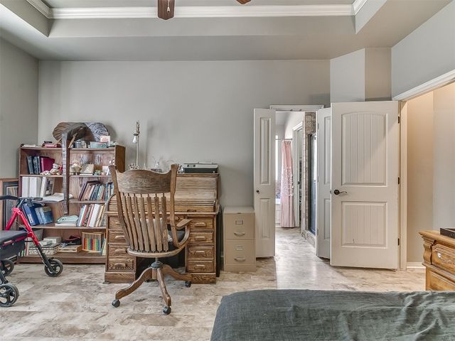 19137 Green Springs Drive, Edmond, OK 73012