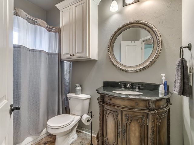 19137 Green Springs Drive, Edmond, OK 73012