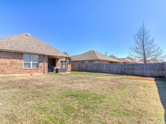 19137 Green Springs Drive, Edmond, OK 73012