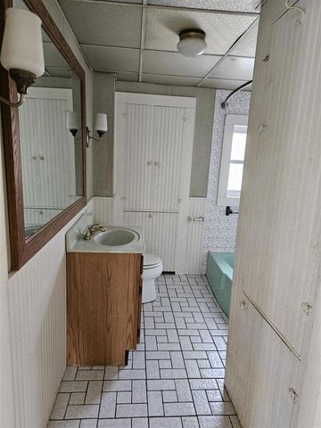 66598 Territorial Road, Lawrence, MI 49064