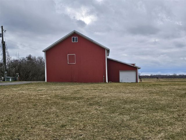 66598 Territorial Road, Lawrence, MI 49064