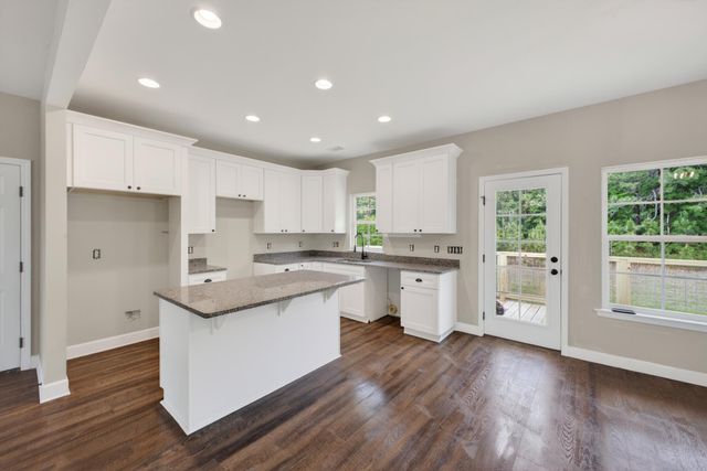 911 Fairway Drive, New Ellenton, SC 29809