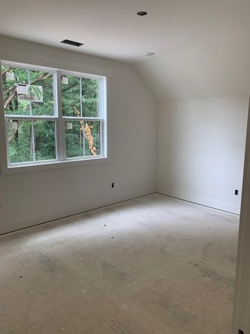 5855 Fisher Grove Rd, Greenbrier, TN 37073