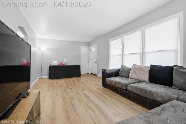 18718 Garfield Street, Redford Charter Township, MI 48240