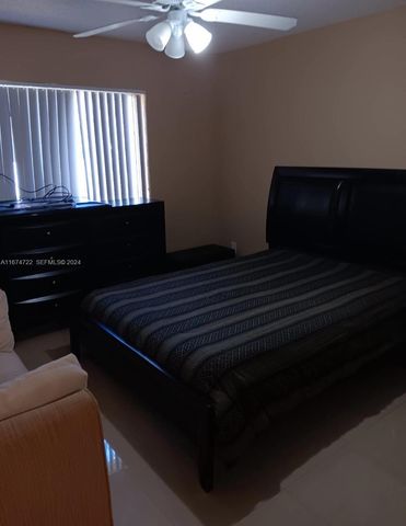 18870 NW 57th Avenue 108, Hialeah, FL 33015