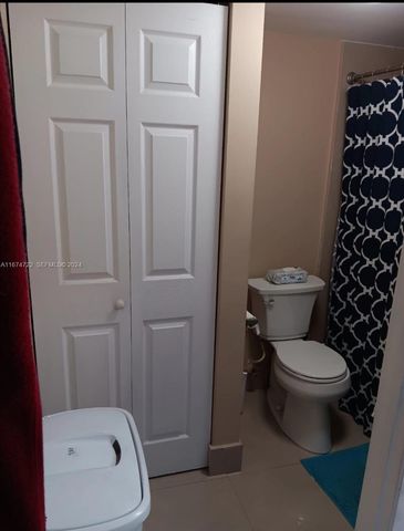 18870 NW 57th Avenue 108, Hialeah, FL 33015